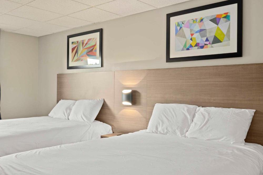 Standard Queen Room interior