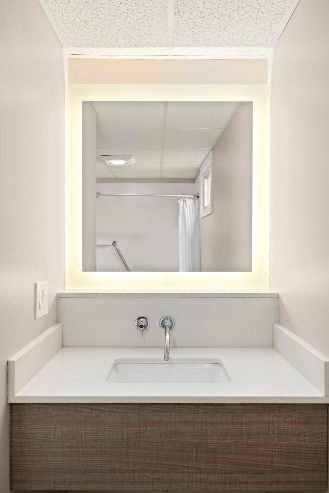 King Room interior